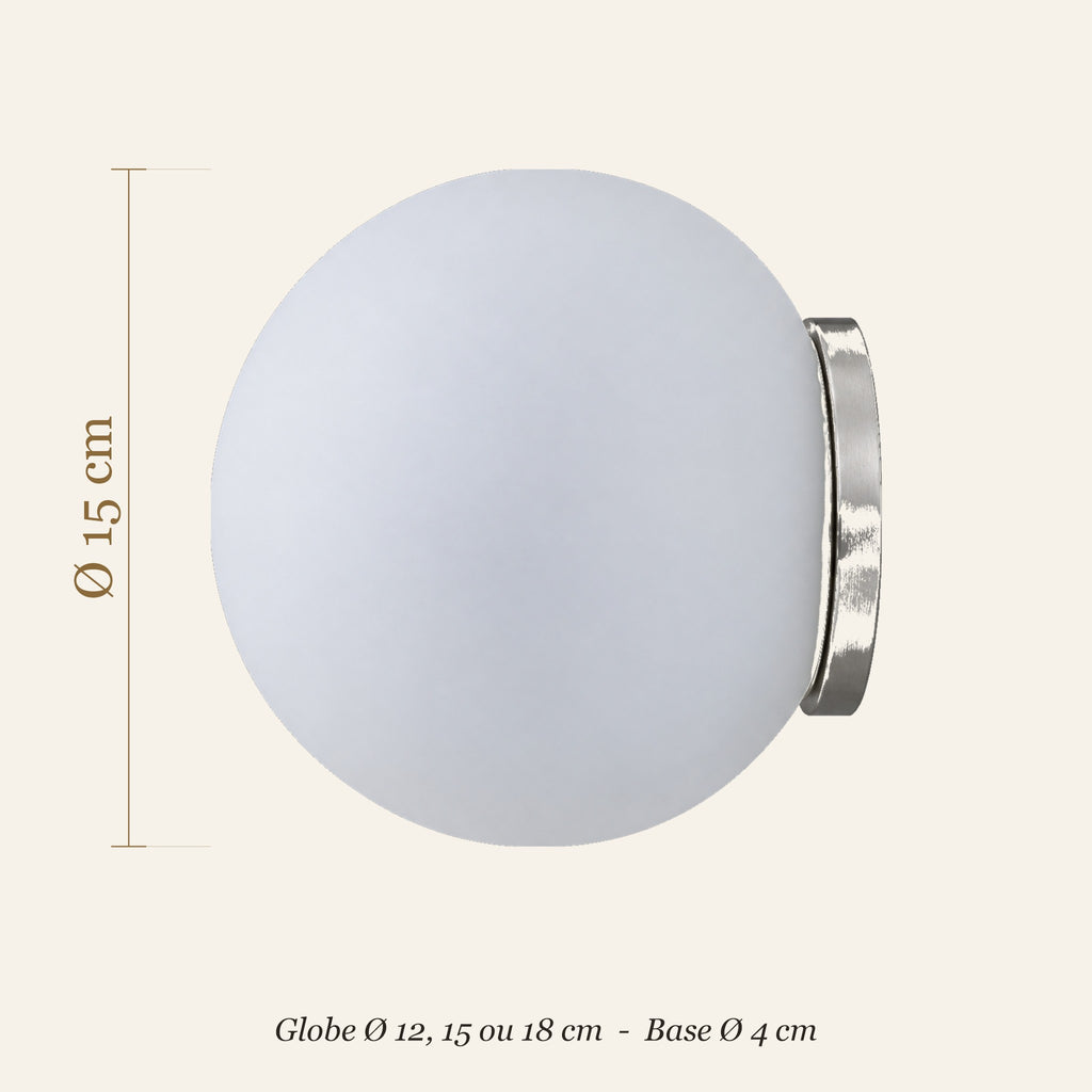 Dimensions de l'applique boule en verre opalin : globe Ø 12, 15 ou 18 cm