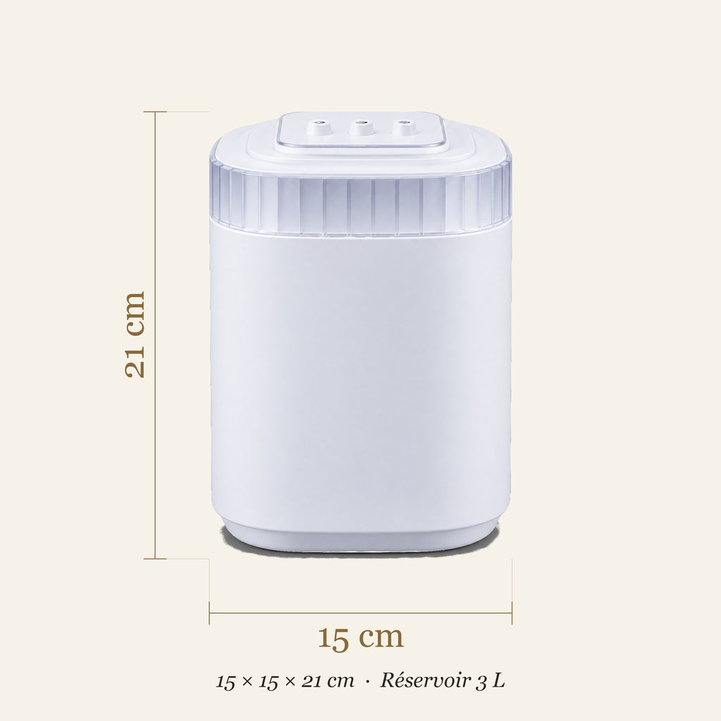 Dimensions de l'humidificateur d'air : 15 × 15 × 21 cm, réservoir 3 L